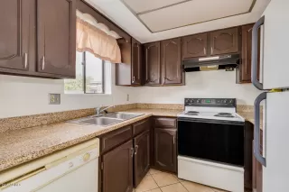 Photo #3: 6012880 Listing 