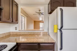 Photo #5: 6012880 Listing 