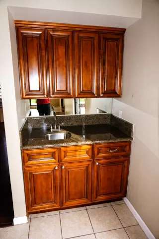 Photo #5: 6013776 Listing