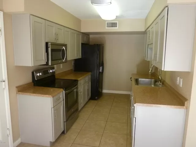 MLS: 6013989 Condo For Sale