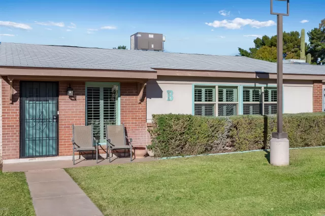 MLS: 6014109 Condo For Sale