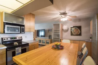 Photo #5: 6014109 Listing