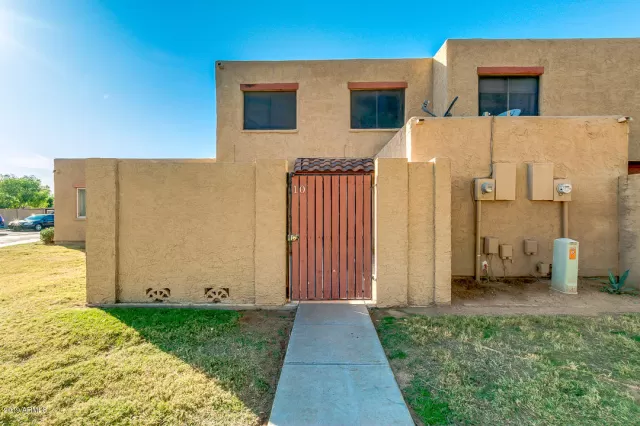 MLS: 6014430 Condo For Sale