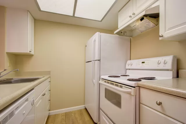 MLS: 6014507 Condo For Sale