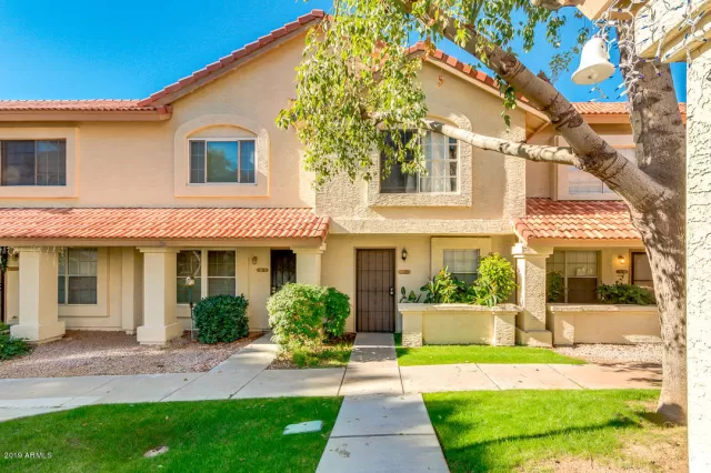 MLS: 6014720 Condo For Sale