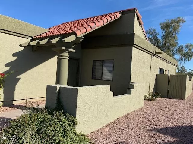 MLS: 6014826 Condo For Sale