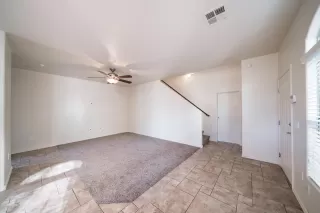 Photo #6: 6014949 Listing