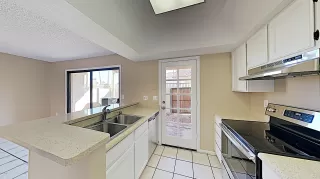 Photo #5: 6015297 Listing