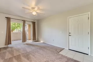 Photo #5: 6015353 Listing