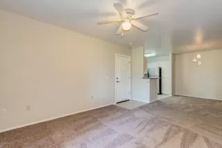 Photo #6: 6015353 Listing