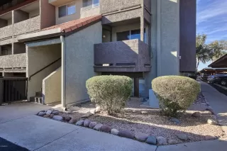 Photo #4: 6015551 Listing