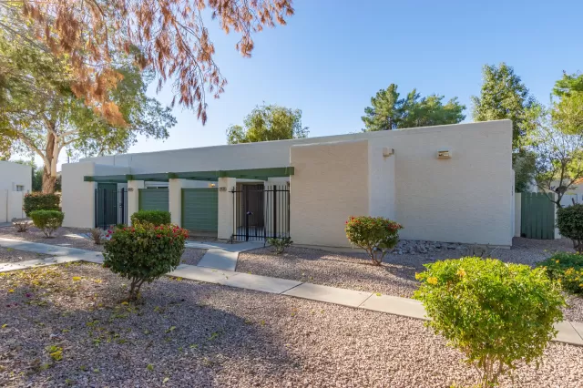 MLS: 6015590 Condo For Sale