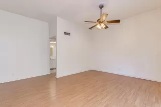 Photo #4: 6015590 Listing 