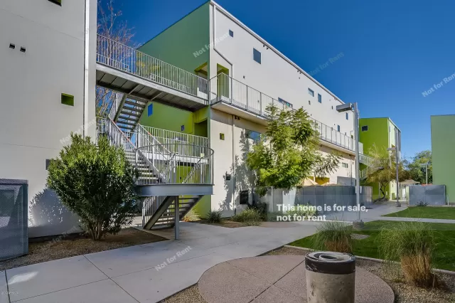 MLS: 6015605 Condo For Sale