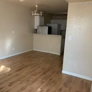 Photo #5: 6015771 Listing