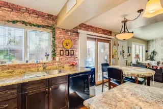 Photo #5: 6016200 Listing 