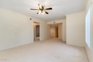 Photo #5: 6016376 Listing