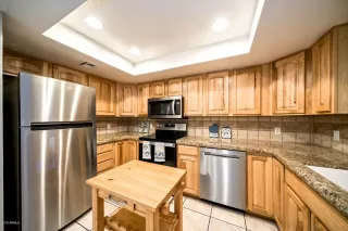 Photo #5: 6016406 Listing 