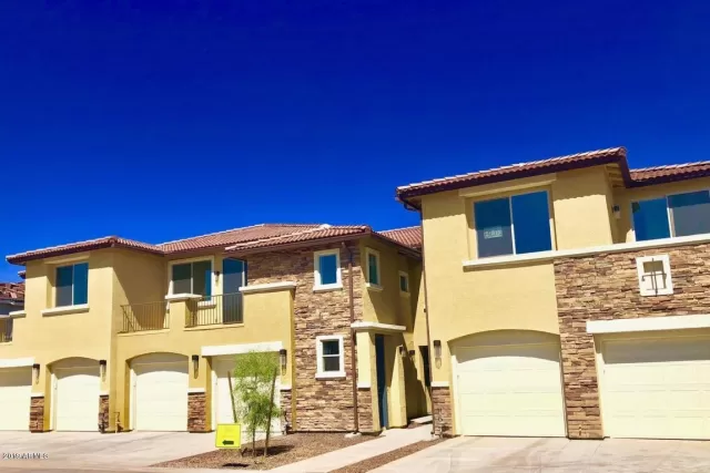 MLS: 6016484 Condo For Sale