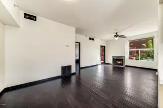 Photo #6: 6016556 Listing