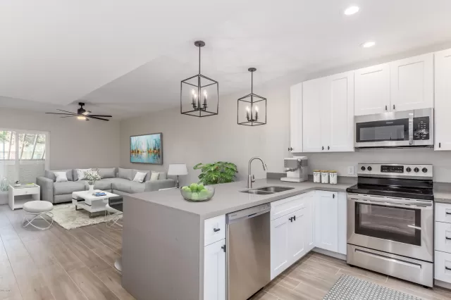 MLS: 6016683 Condo For Sale