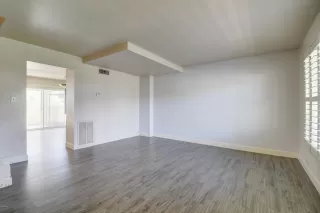 Photo #3: 6017311 Listing