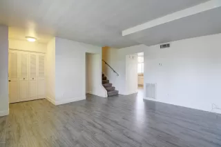 Photo #4: 6017311 Listing