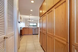 Photo #6: 6017719 Listing