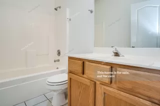 Photo #3: 6018059 Listing