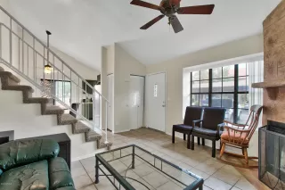 Photo #3: 6018264 Listing