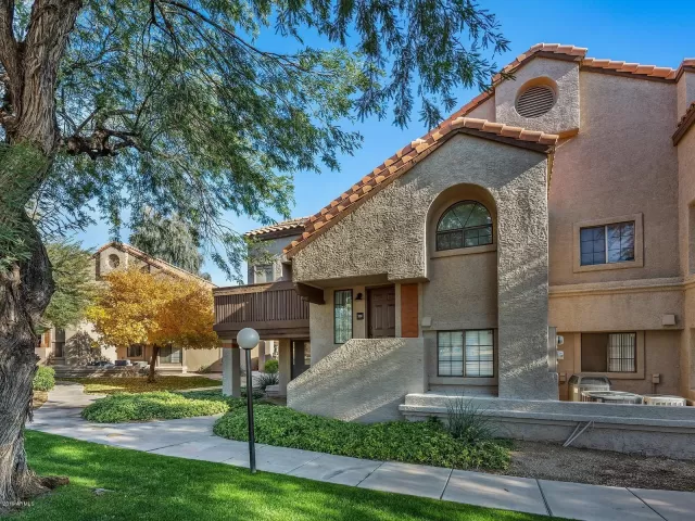 MLS: 6018355 Condo For Sale