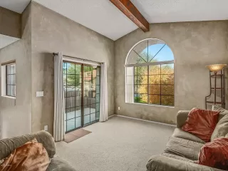 Photo #4: 6018355 Listing