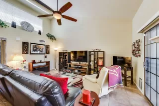 Photo #3: 6018630 Listing