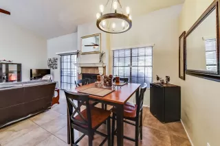 Photo #5: 6018630 Listing