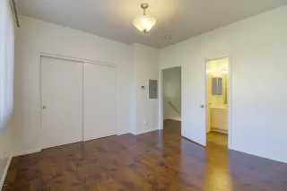 Photo #6: 6018633 Listing