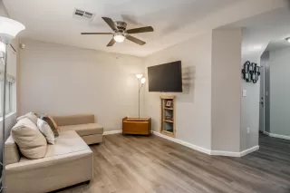 Photo #3: 6018723 Listing 