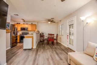 Photo #4: 6018723 Listing 