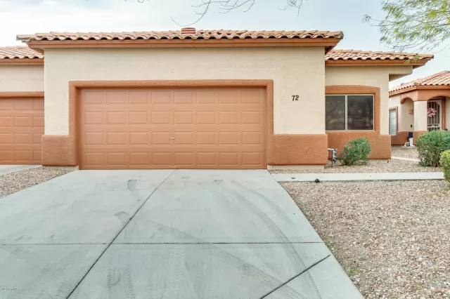 MLS: 6018893 Condo For Sale