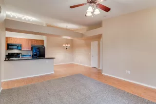 Photo #5: 6018990 Listing