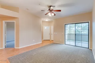 Photo #6: 6018990 Listing