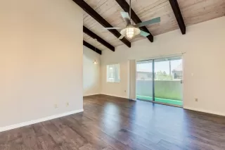 Photo #2: 6019007 Listing