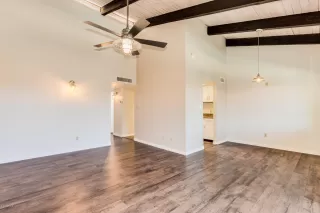 Photo #4: 6019007 Listing