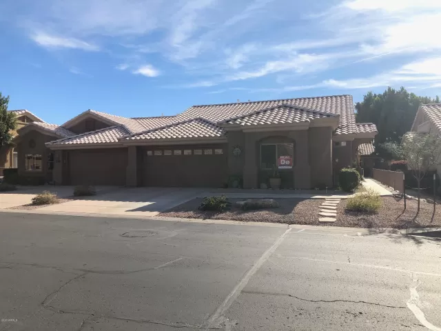 MLS: 6019063 Condo For Sale