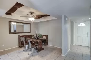 Photo #5: 6019195 Listing