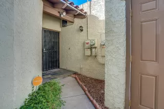 Photo #4: 6019258 Listing