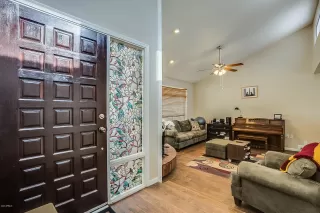 Photo #6: 6019258 Listing