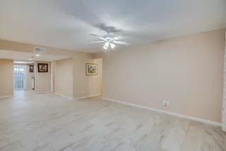 Photo #6: 6019265 Listing