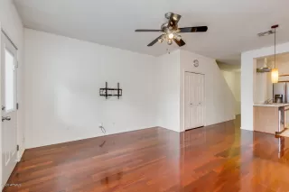Photo #2: 6019304 Listing