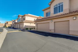 Photo #2: 6019645 Listing 