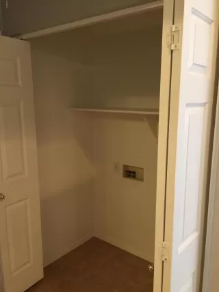 Photo #6: 6020382 Listing